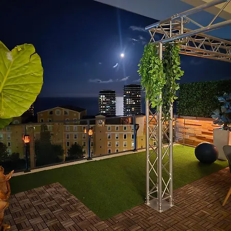 Monaco View, Pool, Garage, 100 M2 Terrace דירה בוסוליי