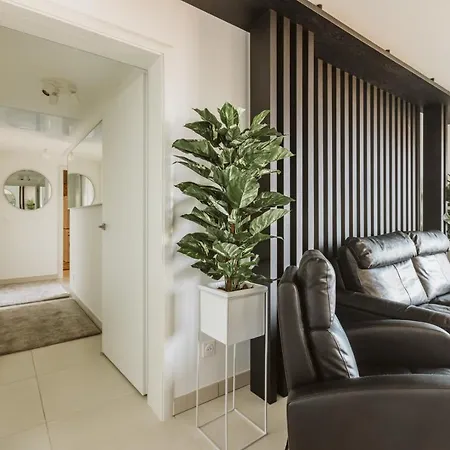 Monaco View, Pool, Garage, 100 M2 Terrace 博索莱伊