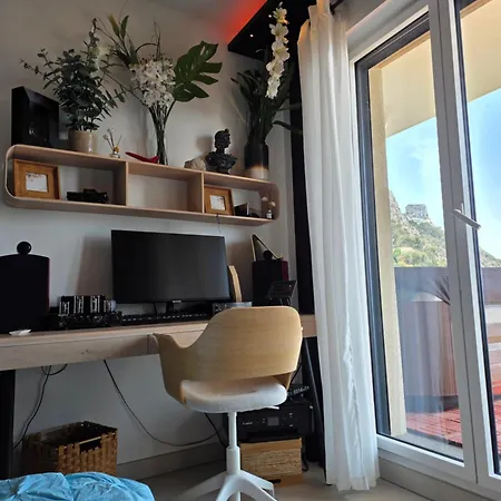 Monaco View, Pool, Garage, 100 M2 Terrace Apartman
