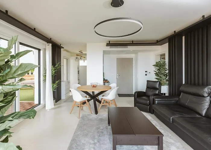 Monaco View, Pool, Garage, 100 M2 Terrace